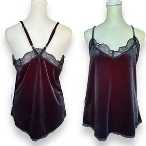 New bishop + young Lotus Lace-Trim Velvet Cami in Breathless | Women’s Small